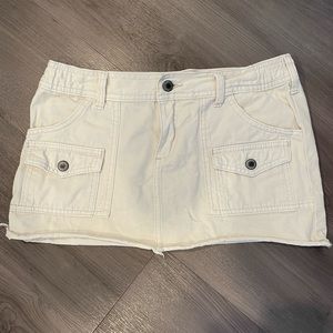 Brandy melville corrine cargo skirt